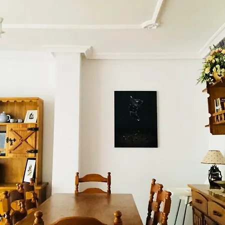 Piso Urbano Garcia De La Cruz Διαμέρισμα *